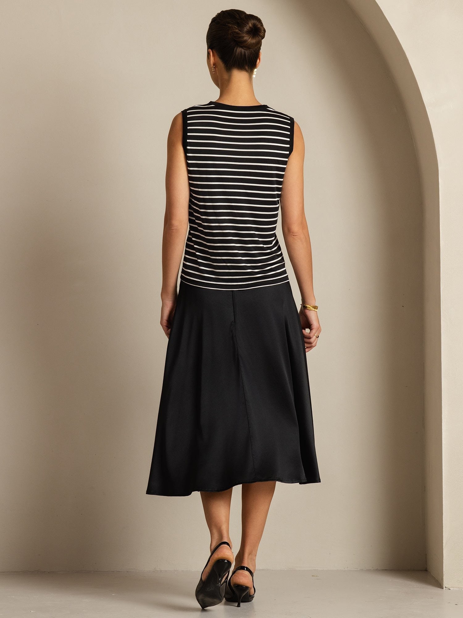 [شريط أسود] SilkSilky-SA Pure Silk بدون أكمام رقبة مستديرة كامي 002