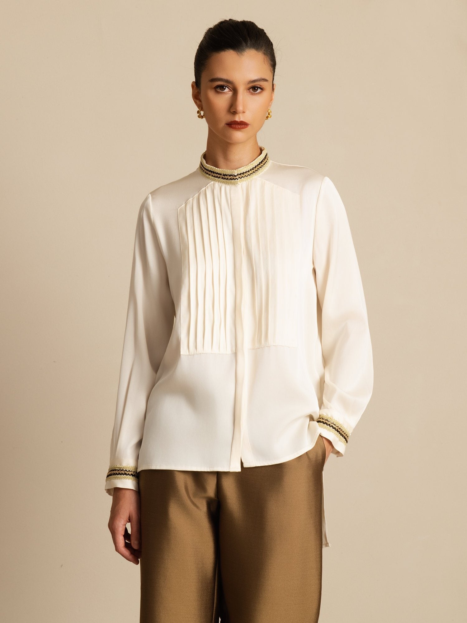 [لؤلؤة البحر] SilkSilky-SA 19Momme الحرير الأكمام الطويلة ياقة القاع بلوزة 001