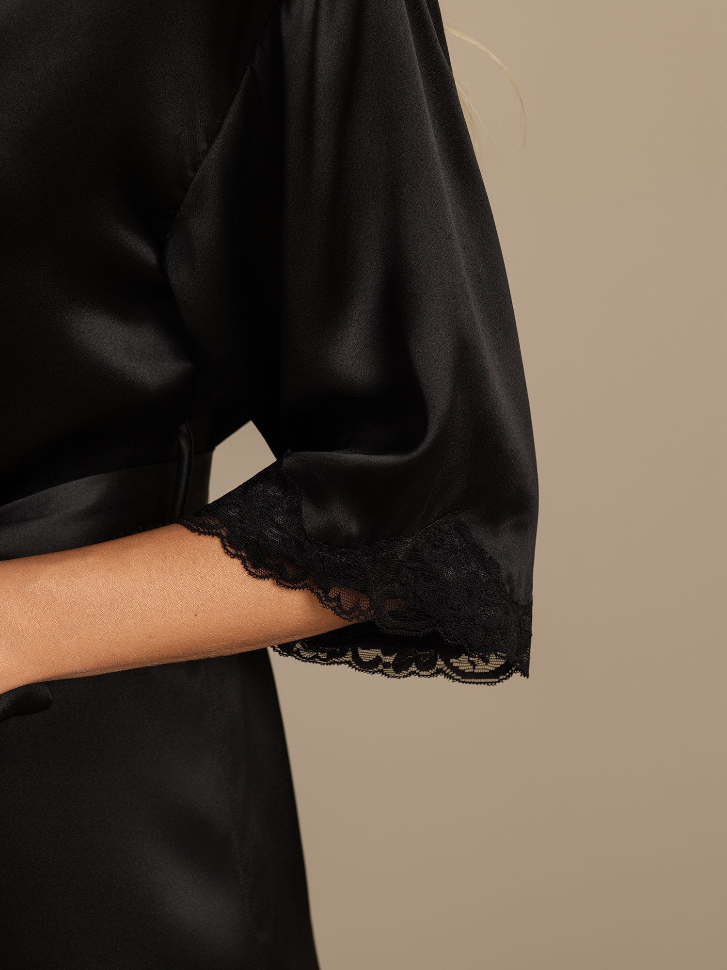 [أسود] SilkSilky-SA الحرير الخالص Womens Robe 004