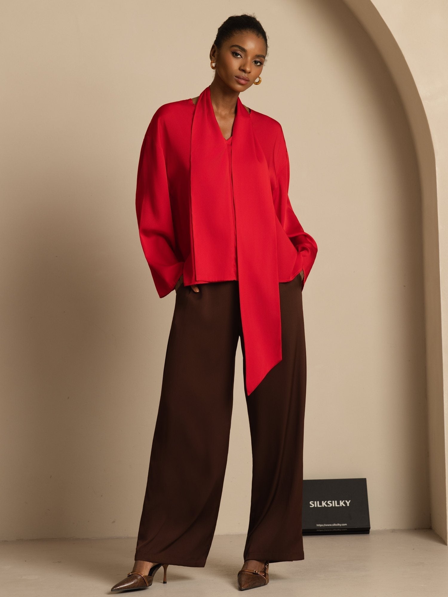 [خمر] SilkSilky-SA 19Momme الحرير الأكمام الطويلة رقبة على شكل حرف V بلوزة 006