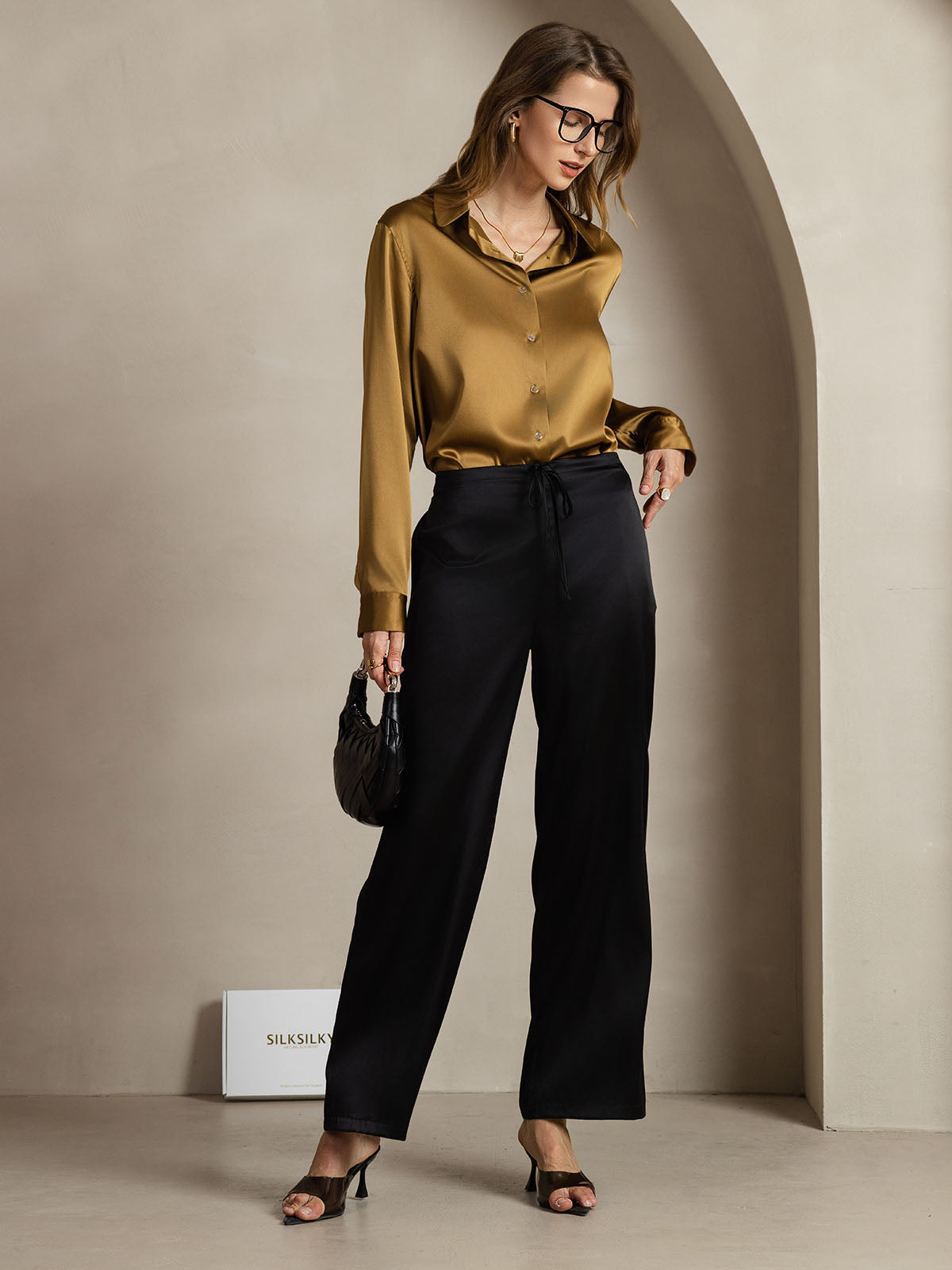 [برونزي] SilkSilky-SA الحرير Lapel Collar بلايز نسائية 007,