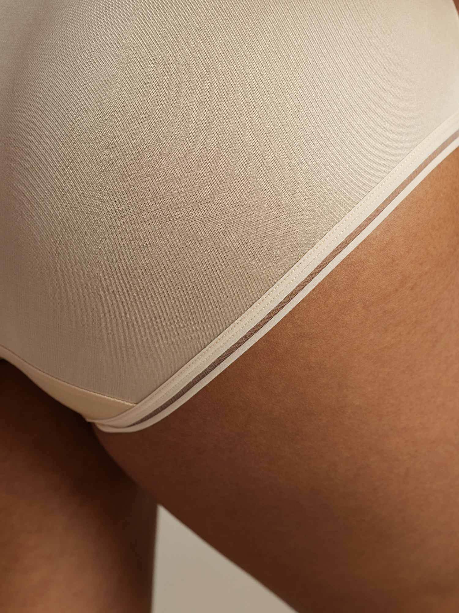 [تان(بنيفاتح)] SilkSilky-SA الحرير الخالص Panty 004