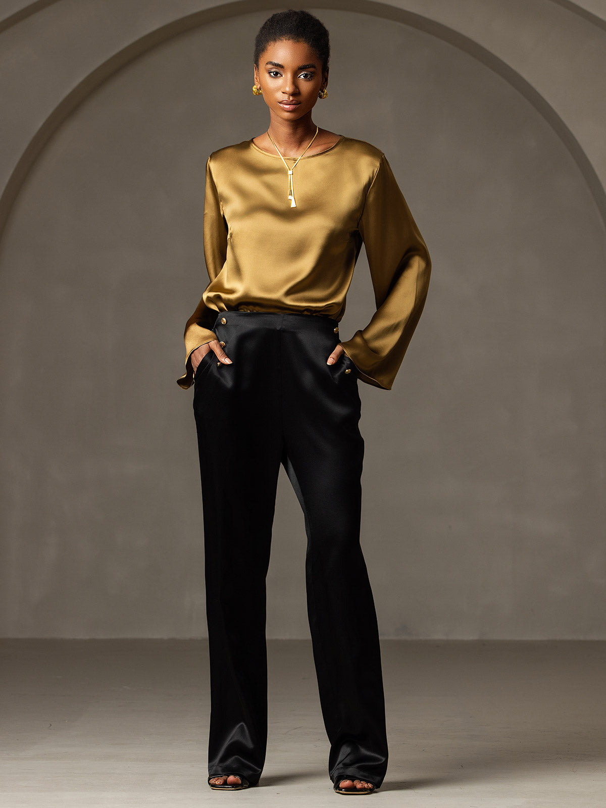 [بني] SilkSilky-SA 19Momme الحرير رقبة مستديرة تي شيرت نسائية 008,