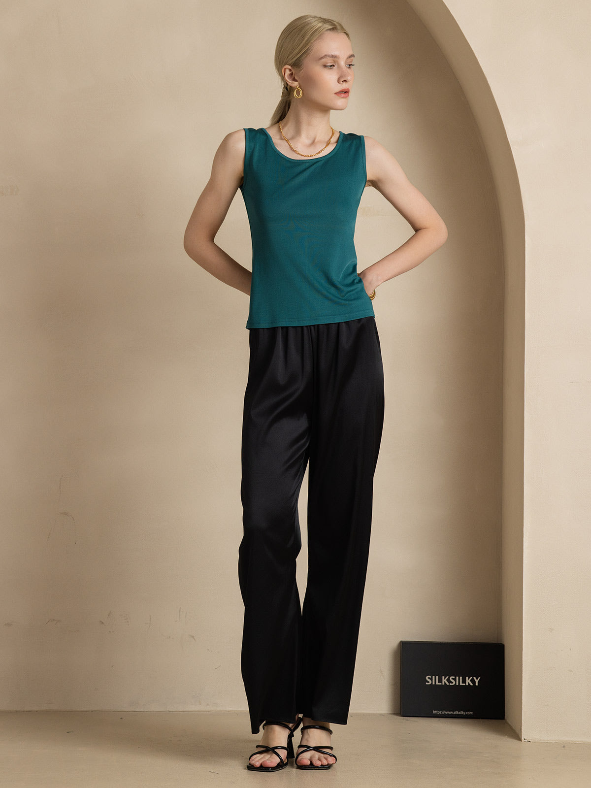 [أخضر غامق] SilkSilky-SA محبوك الحرير رقبة مستديرة تي شيرت نسائية 006,