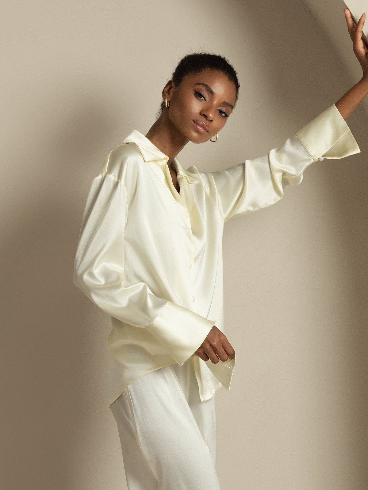 [عاج] SilkSilky-SA 19Momme الحرير Notch Collar بلايز نسائية 007