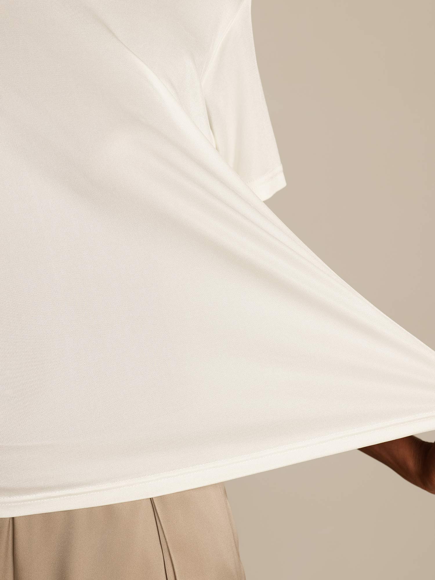 [أبيض] SilkSilky-SA محبوك الحرير رقبة مستديرة تي شيرت نسائية 005,