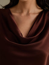 [شوكولاتة داكنة] SilkSilky-SA Cap Sleeve Cowl Neck تي شيرت نسائية 004
