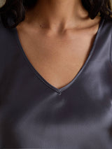 [الرمادي الداكن] SilkSilky-SA Sleeveless V Neck كامي 005