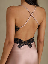 [توسكانا] SilkSilky-SA Sleeveless V Neck باس النوم 005