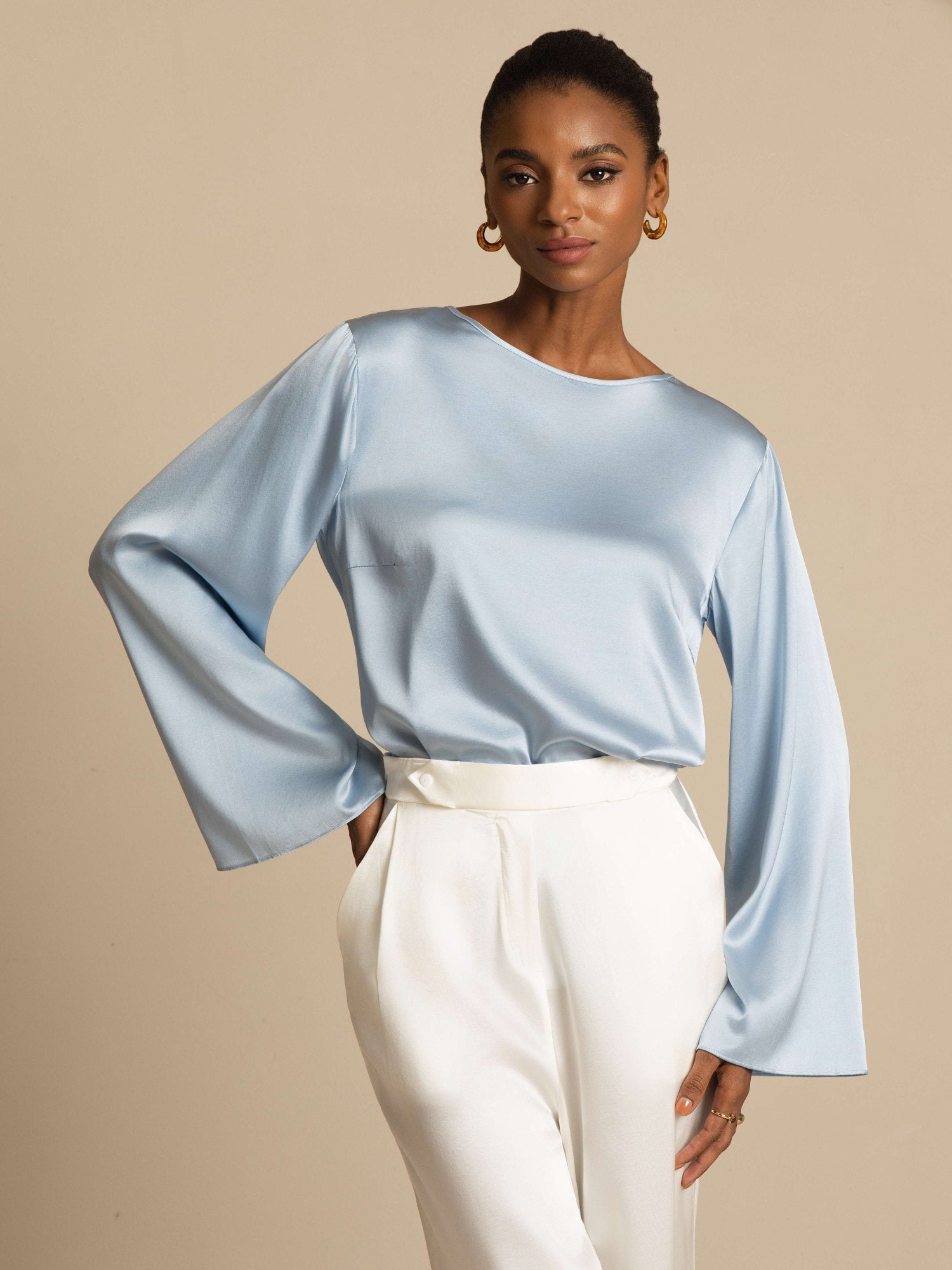 [أزرق رمادي] SilkSilky-SA 19Momme الحرير الأكمام الطويلة رقبة مستديرة بلوزة 003