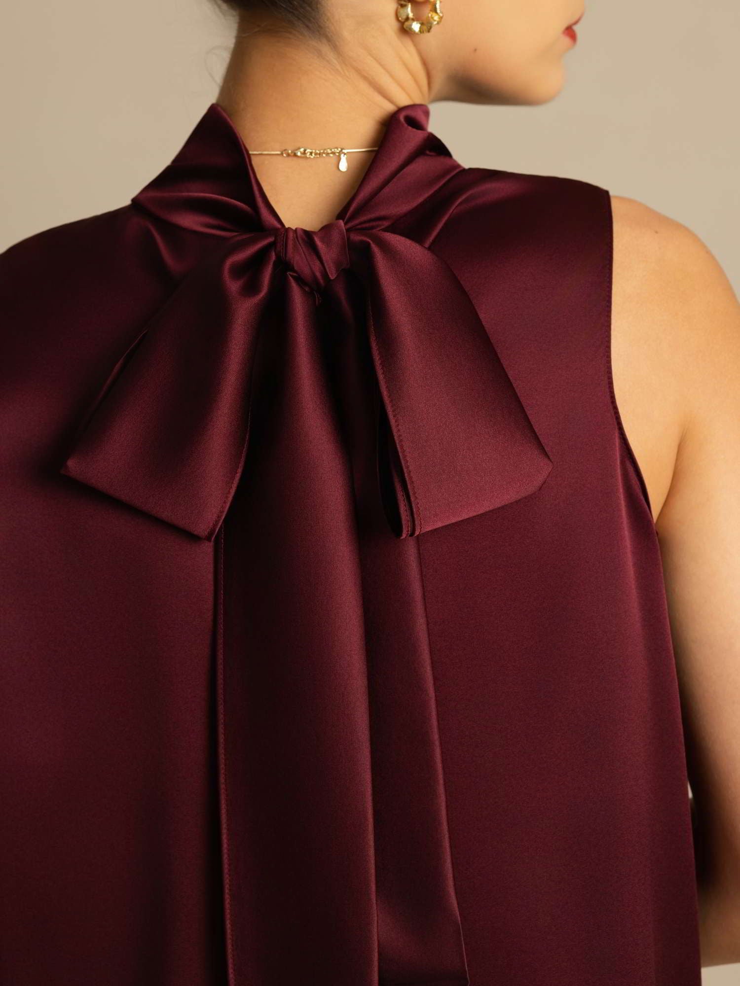 [احمر غامق] SilkSilky-SA 19Momme الحرير تعادل الرقبة بلوزة 004