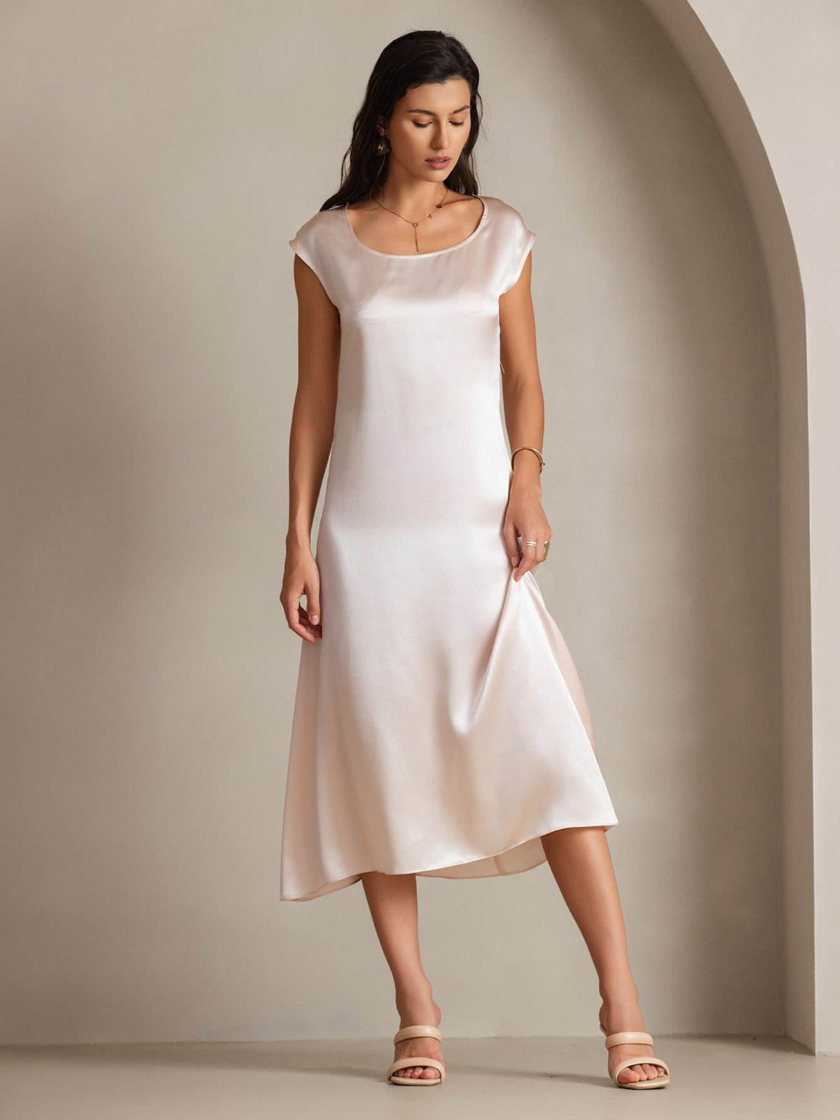 [لون القرنفل] SilkSilky-SA 19Momme الحرير بدون أكمام رقبة مستديرة فساتين نسائية 002