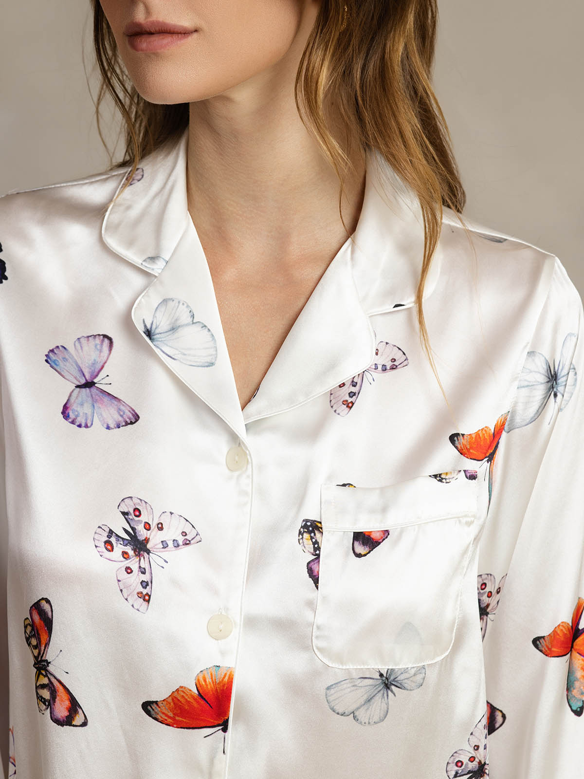 [فراشة بيضاء] SilkSilky-SA الحرير الخالص Womens Pajamas 004