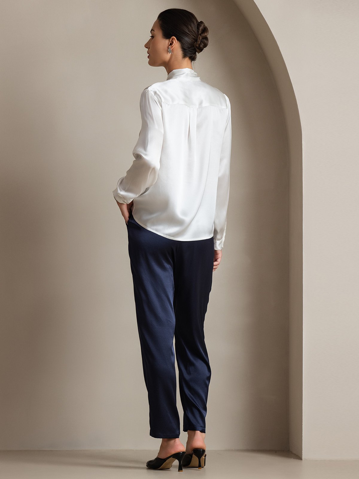 [أبيض] SilkSilky-SA 19Momme الحرير الأكمام الطويلة Blouse 002