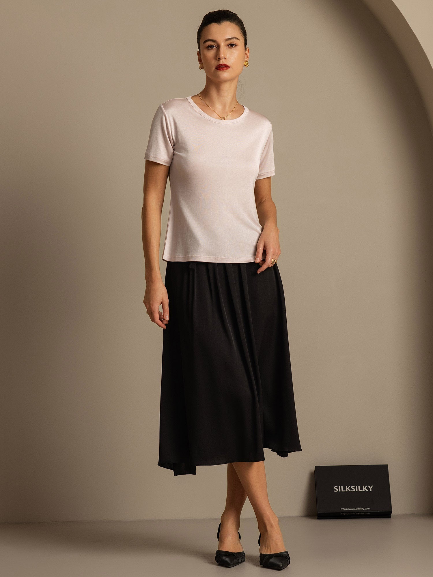 [وردي فاتح] SilkSilky-SA محبوك الحرير رقبة مستديرة تي شيرت نسائية 003,