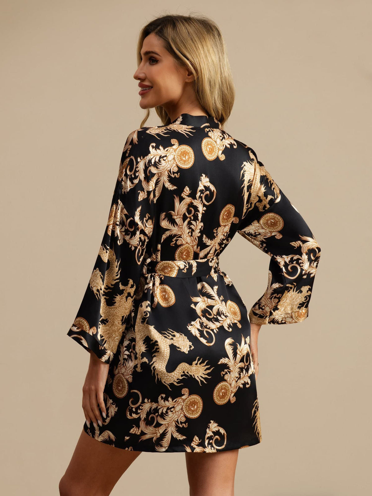 [التنين الأسود] SilkSilky-SA 3/4 Sleeve رداء حمام نسائي 002