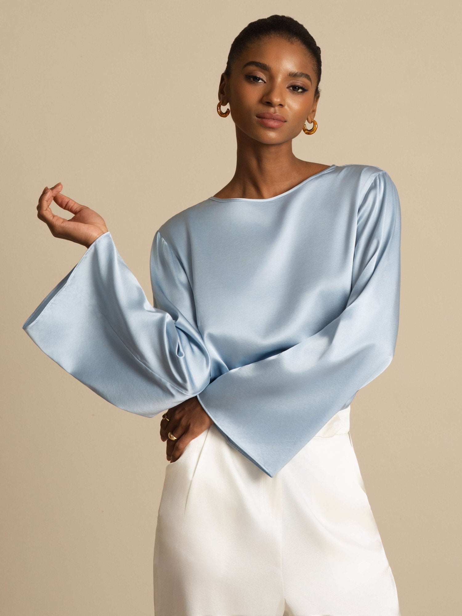 [أزرق رمادي] SilkSilky-SA 19Momme الحرير الأكمام الطويلة رقبة مستديرة بلوزة 007