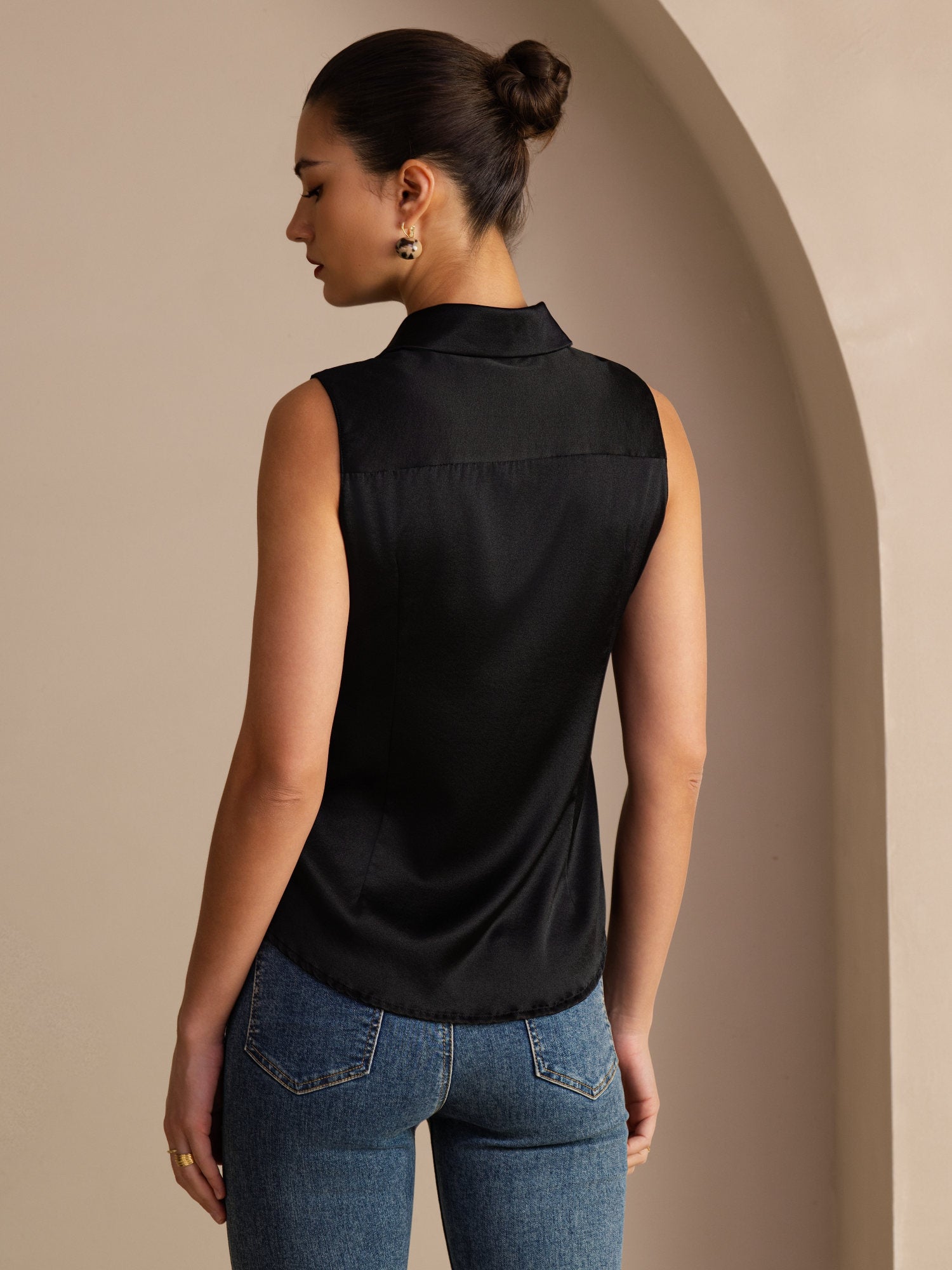 [أسود] SilkSilky-SA Sleeveless Lapel Collar بلايز نسائية 002