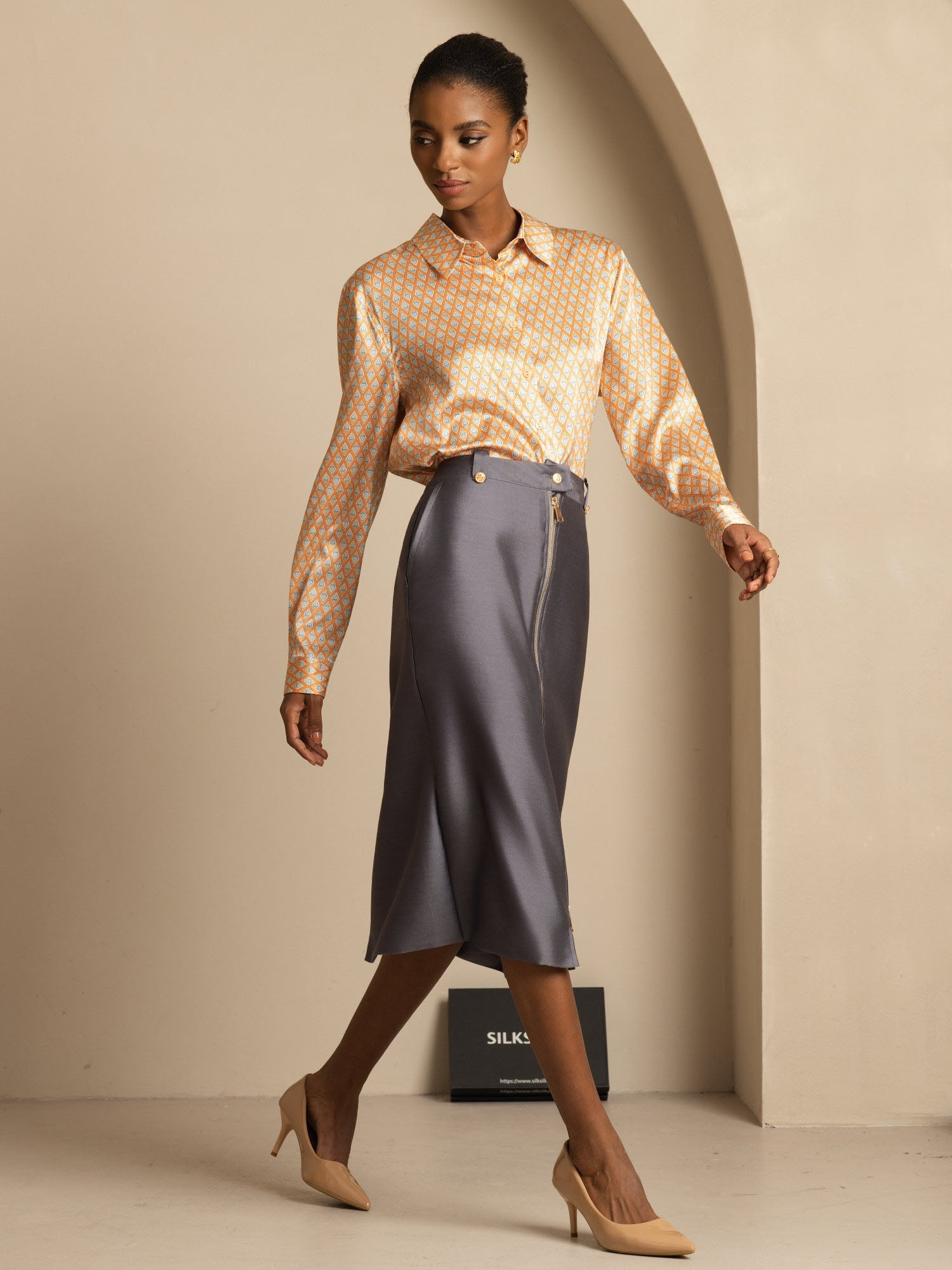 [أنماط زهرية] SilkSilky-SA الحرير الأكمام الطويلة الياقة بلايز نسائية 007