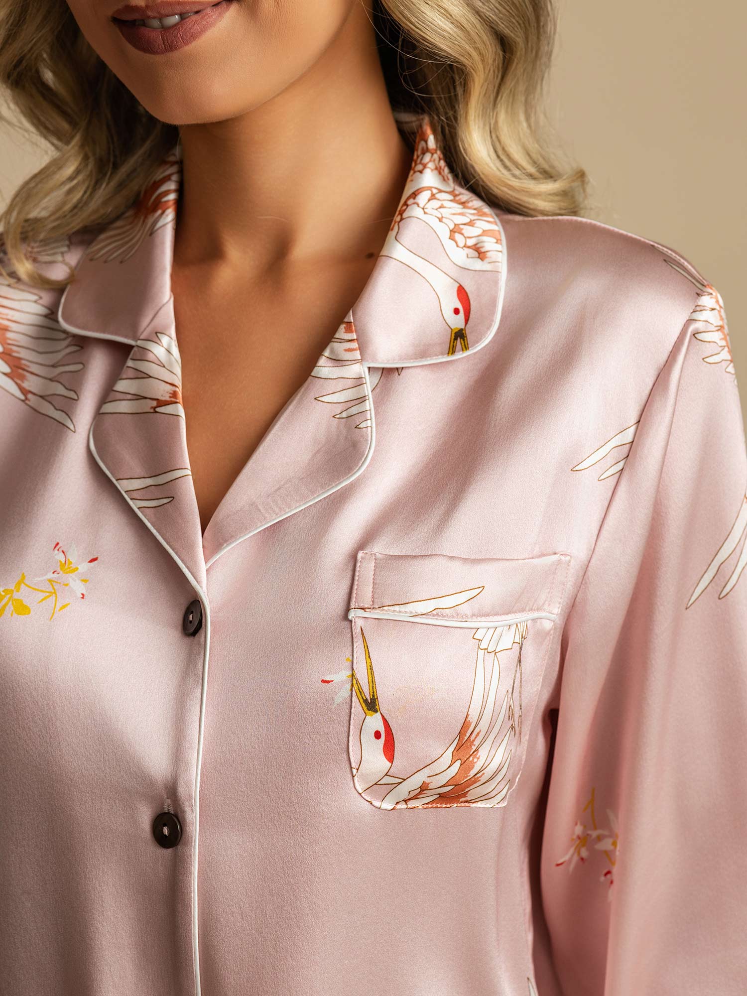 [لون القرنفل] SilkSilky-SA 19Momme الأكمام الطويلة طوق ذو فتحة طقم بيجامة نسائي 004