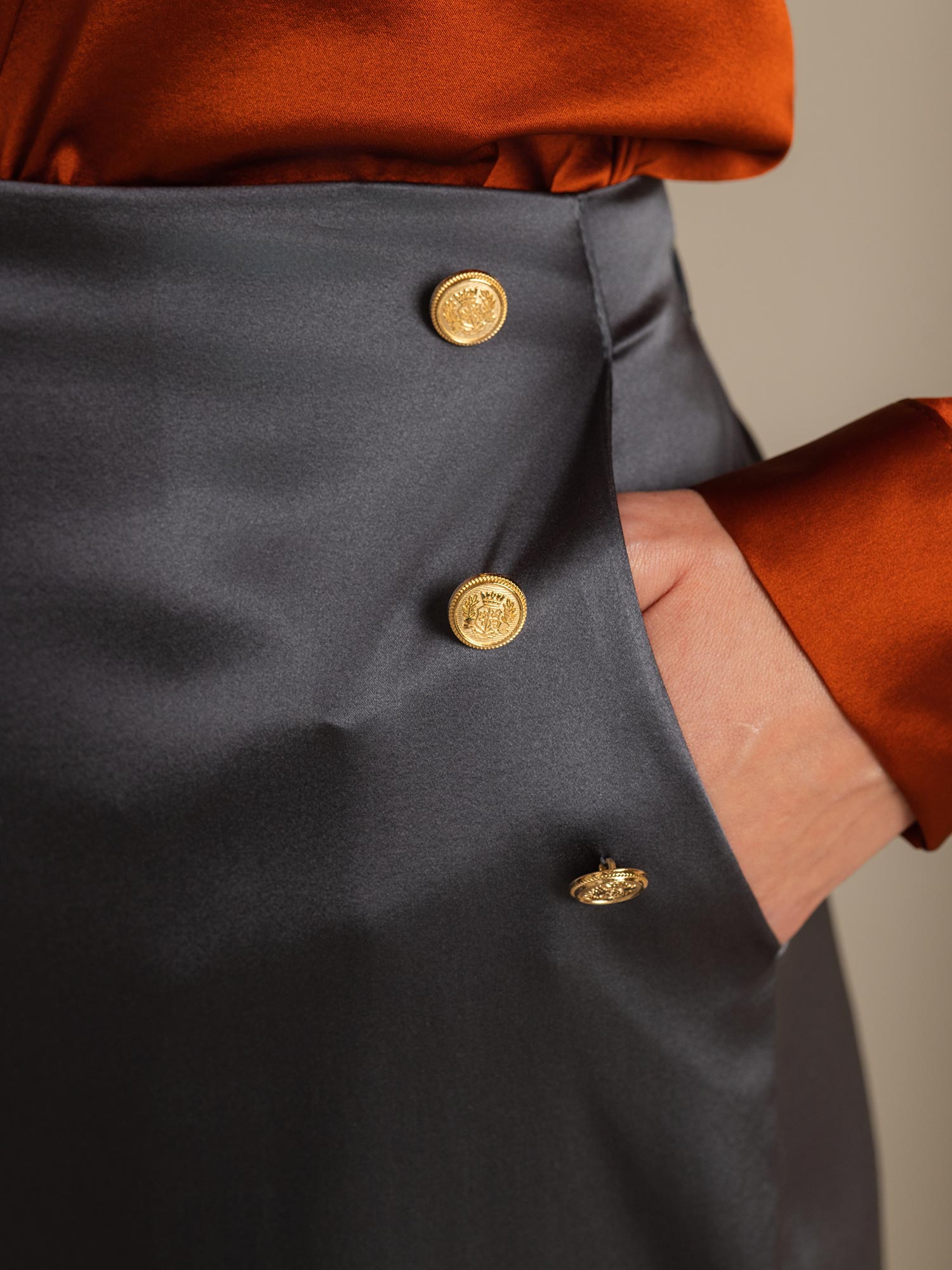 [الرمادي الداكن] SilkSilky-SA 19Momme الحرير Womens Pants 004