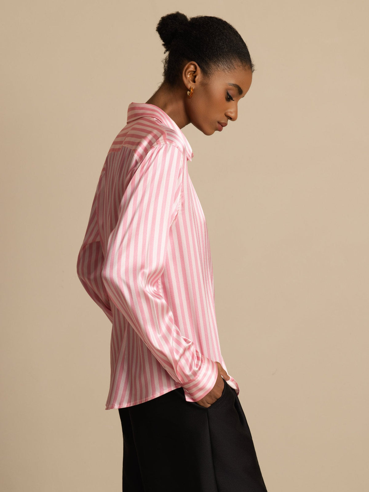 [خط وردي] SilkSilky-SA Long Sleeve Lapel Collar بلايز نسائية 002