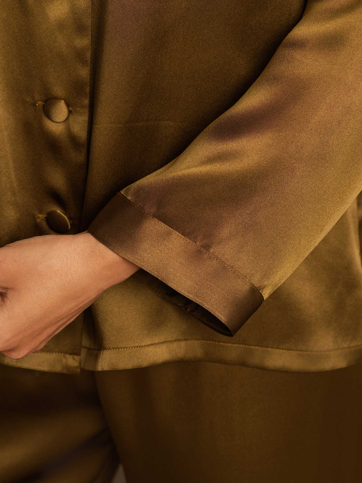 [بني] SilkSilky-SA الحرير الخالص Notch Collar طقم بيجامة نسائي 008,