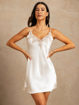 [أبيض] SilkSilky-SA Sleeveless V Neck باس النوم 003