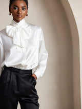 [أبيض] SilkSilky-SA Long Sleeve High Neck بلوزة 006