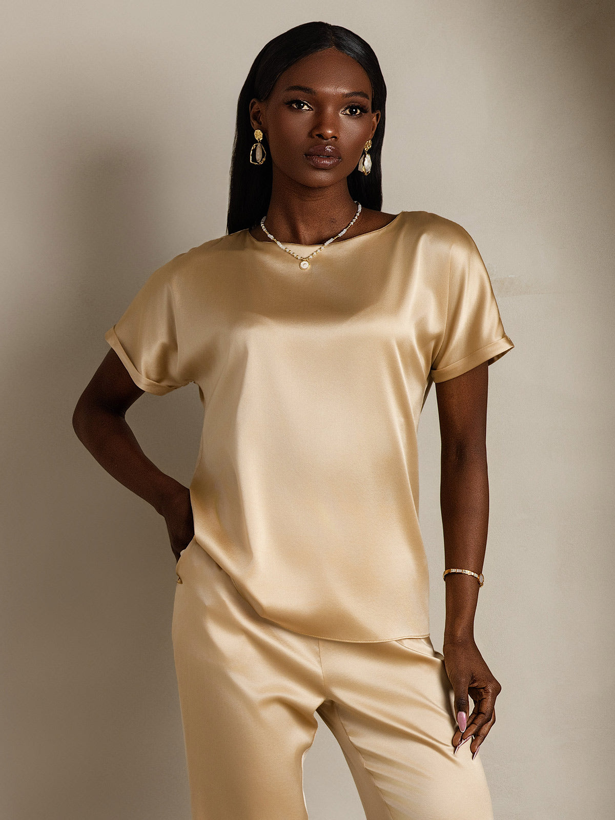 [شامبانيا] SilkSilky-SA 19Momme الحرير رقبة مستديرة تي شيرت نسائية 003,