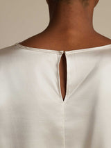 [أبيض] SilkSilky-SA Long Sleeve Boat Neck بلوزة 005
