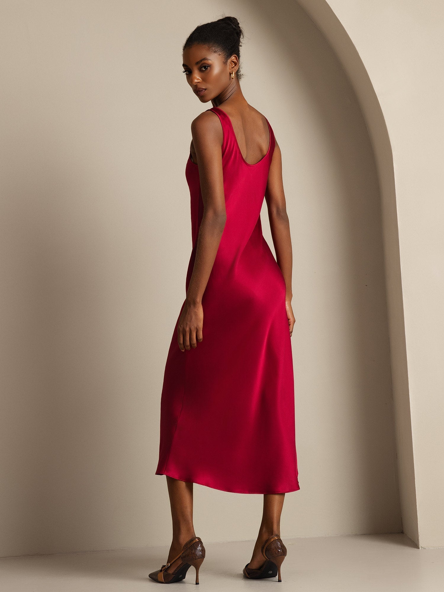 [خمر] SilkSilky-SA الحرير الخالص قارب الرقبة فساتين نسائية 002,