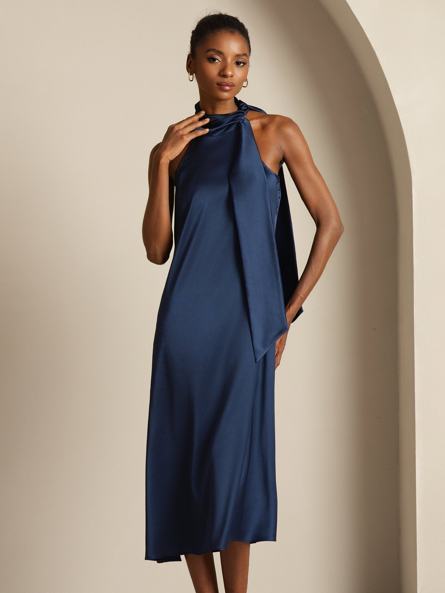 [أزرق غامق] SilkSilky-SA 19Momme الحرير تعادل الرقبة فساتين نسائية 009,