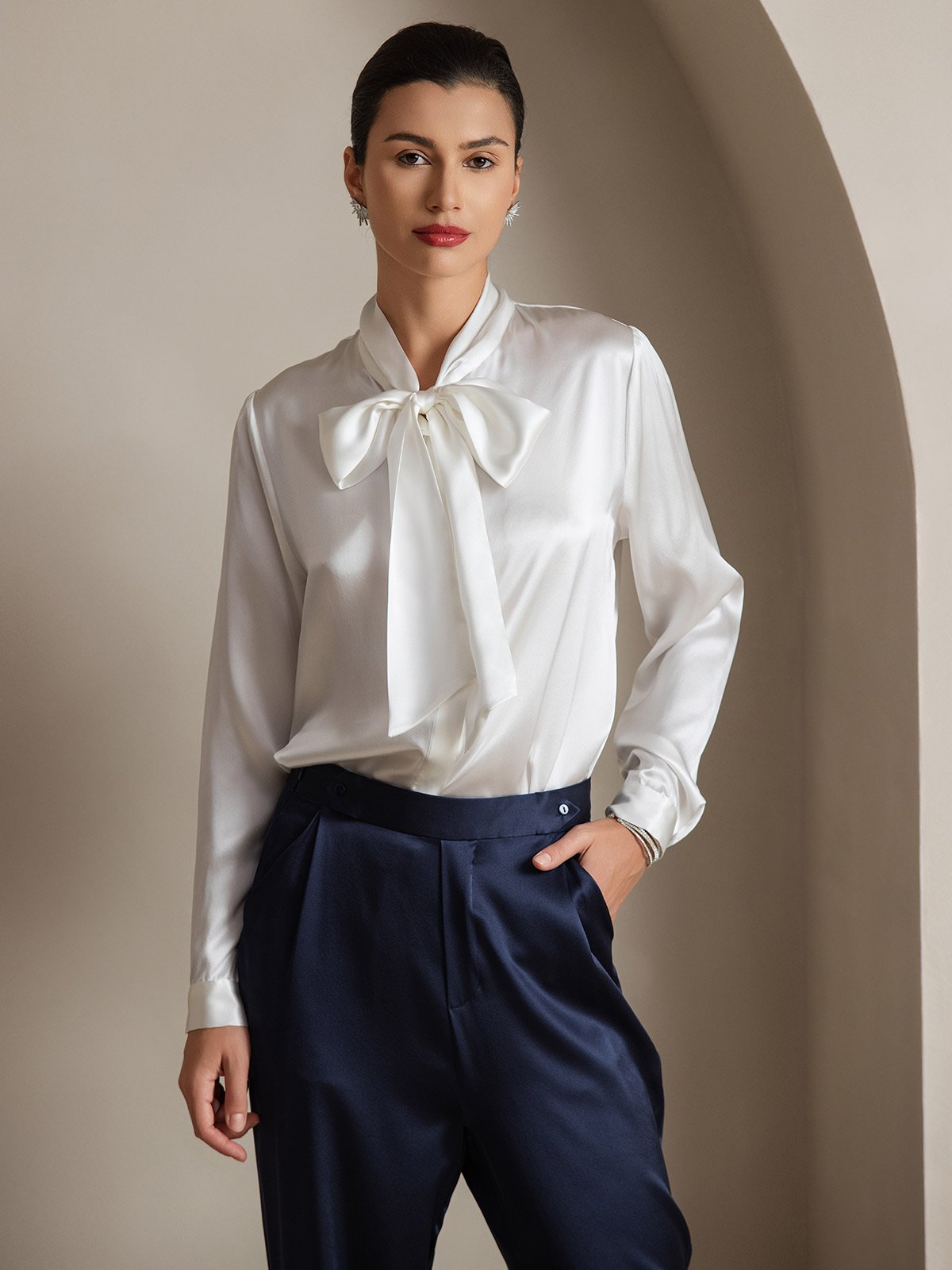 [أبيض] SilkSilky-SA 19Momme الحرير الأكمام الطويلة Blouse 007