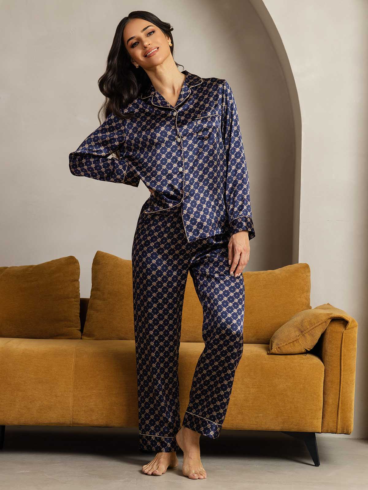 [سلسلة كحلي] SilkSilky-SA الحرير الخالص Womens Pajamas 001