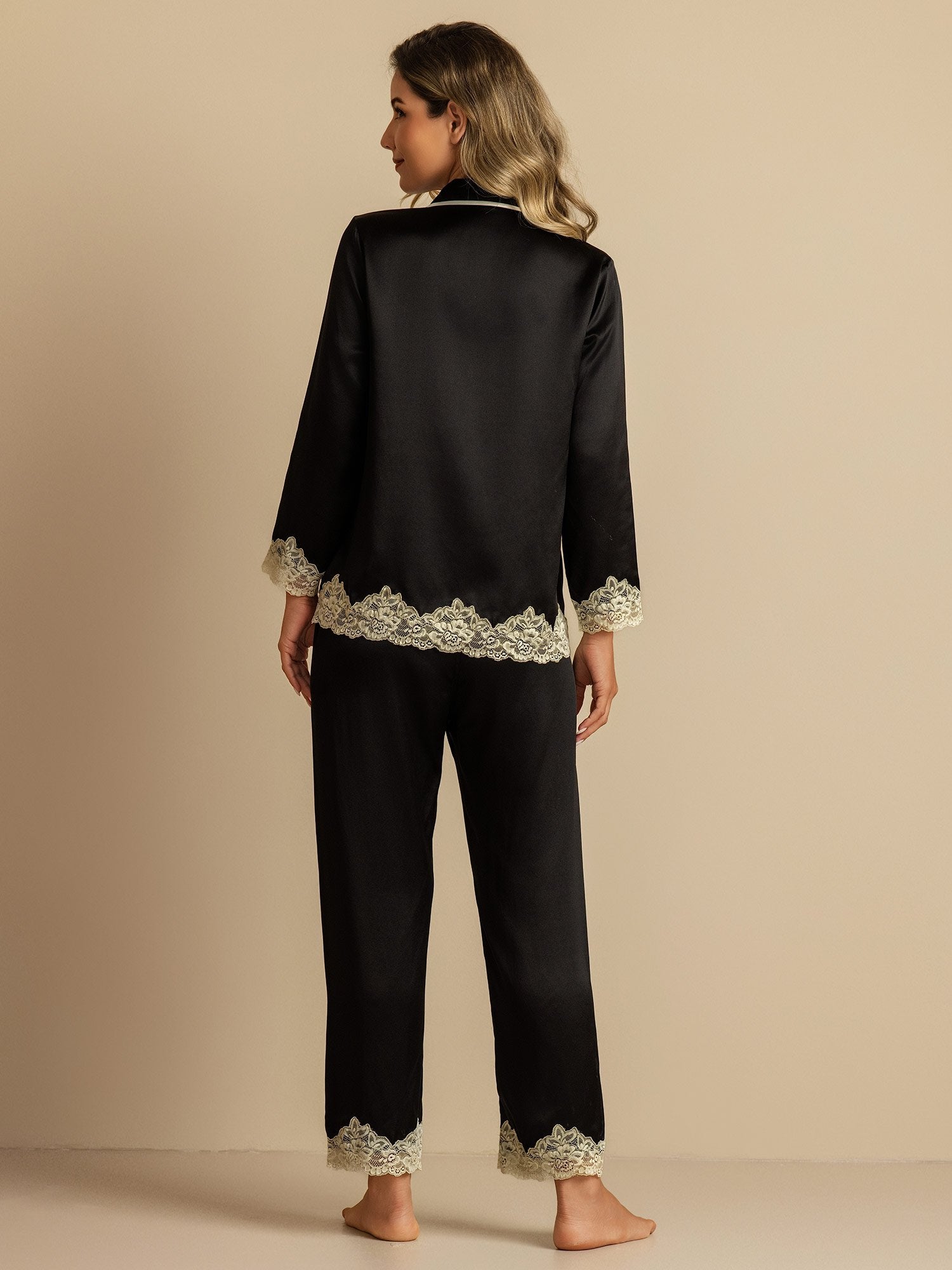 [أسود] SilkSilky-SA الحرير الخالص Womens Pajamas 002