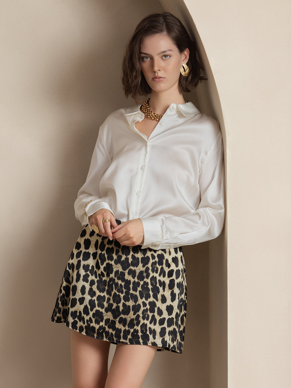 [أبيض] SilkSilky-SA الحرير الأكمام الطويلة Lapel Collar بلايز نسائية 004