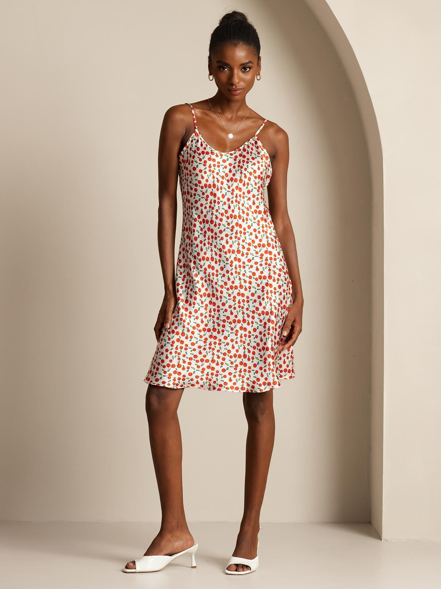 [كرز] SilkSilky-SA الحرير الخالص رقبة على شكل حرف V فساتين نسائية 001,