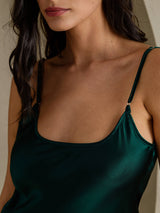 [أخضر غامق] SilkSilky-SA Sleeveless V Neck باس النوم 004
