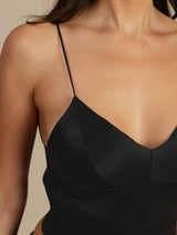[أسود] SilkSilky-SA Spaghetti Strap V Neck كامي 004