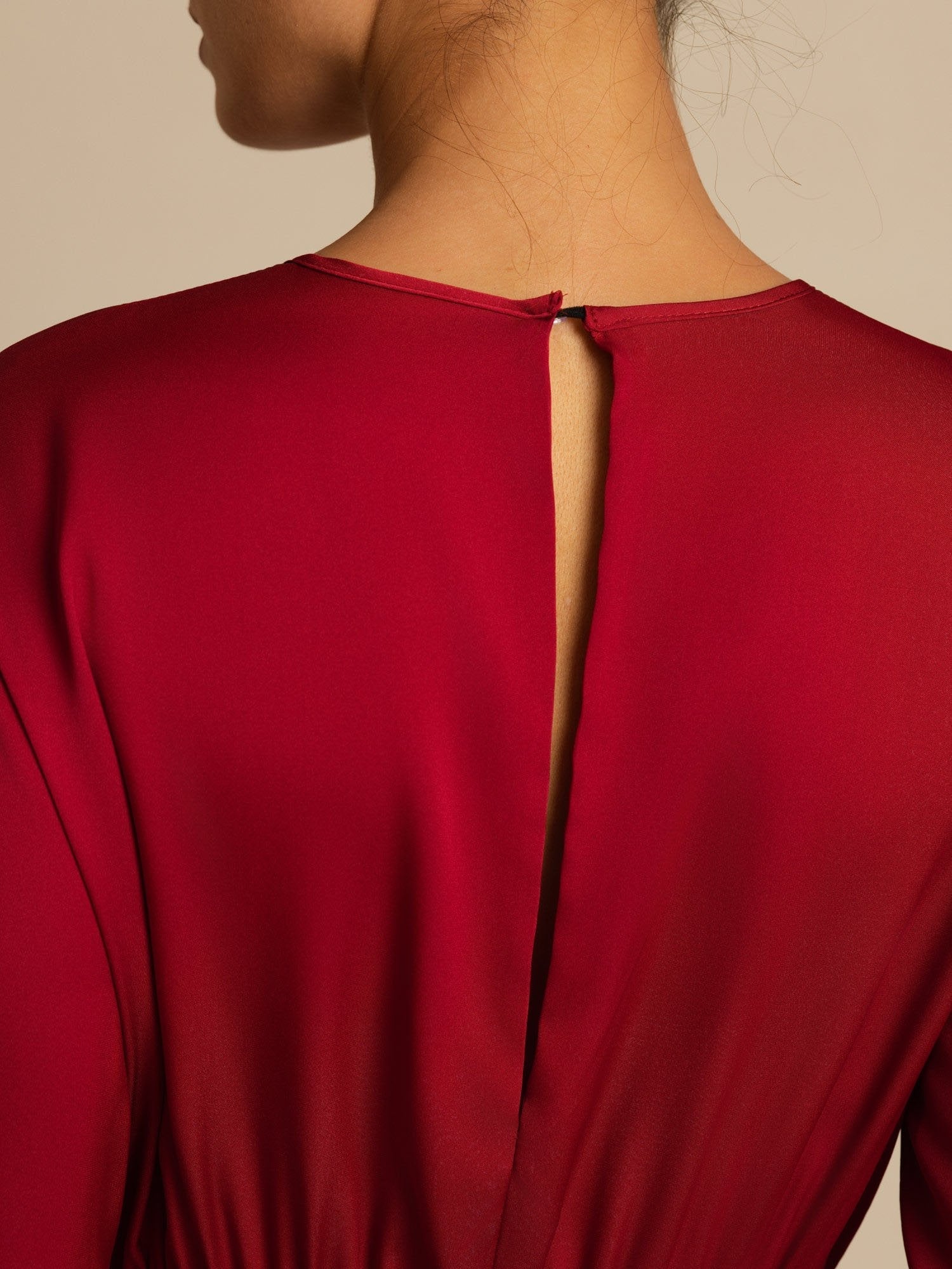 [خمر] SilkSilky-SA 19Momme الحرير الأكمام الطويلة رقبة مستديرة فساتين نسائية 004