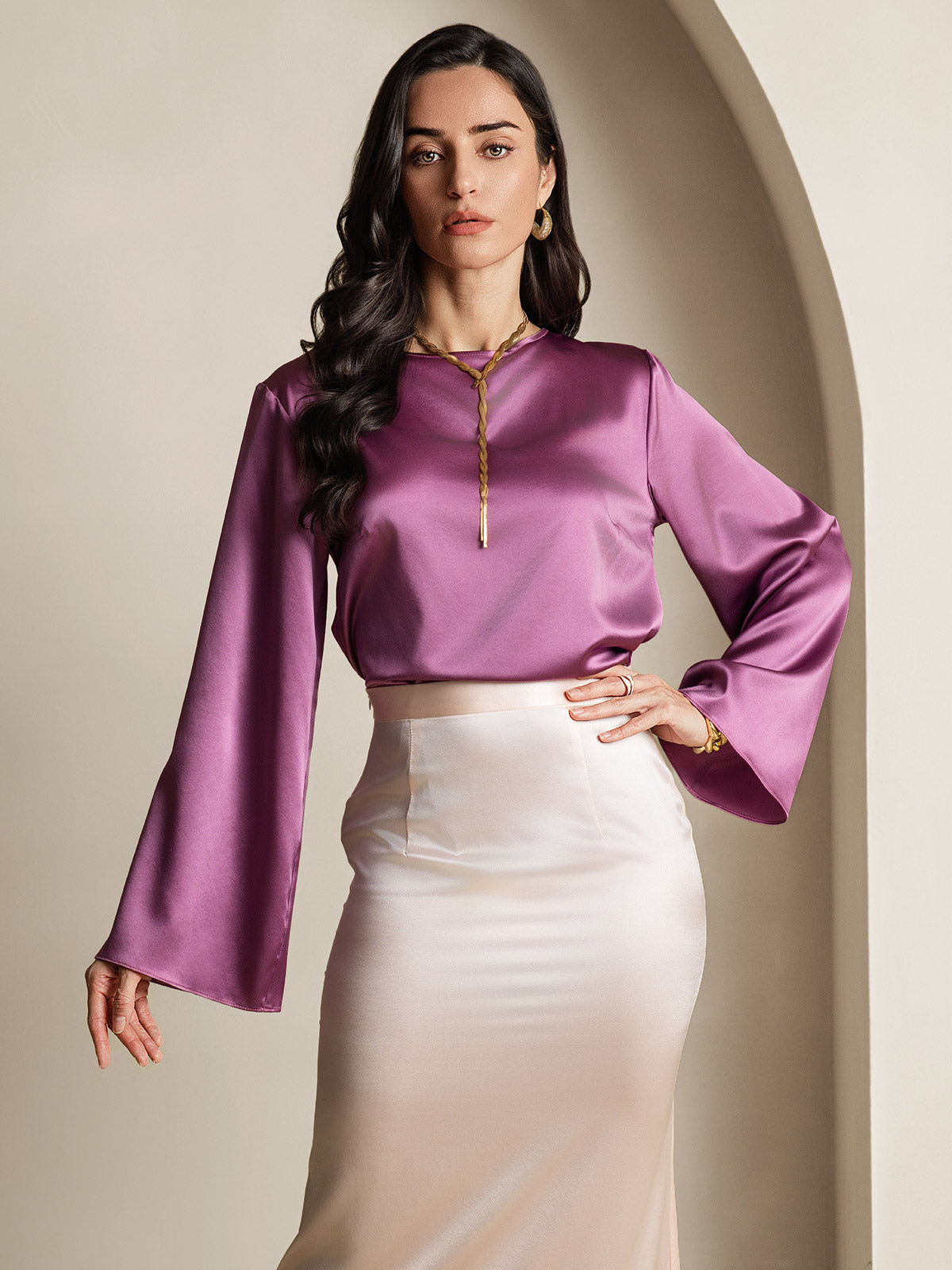 [الأرجواني الداكن] SilkSilky-SA 19Momme الحرير رقبة مستديرة تي شيرت نسائية 001,