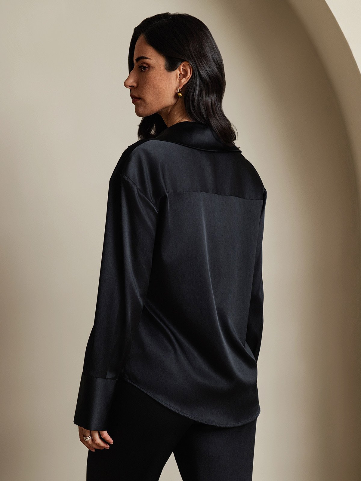 [أسود] SilkSilky-SA 19Momme الحرير Notch Collar بلايز نسائية 002
