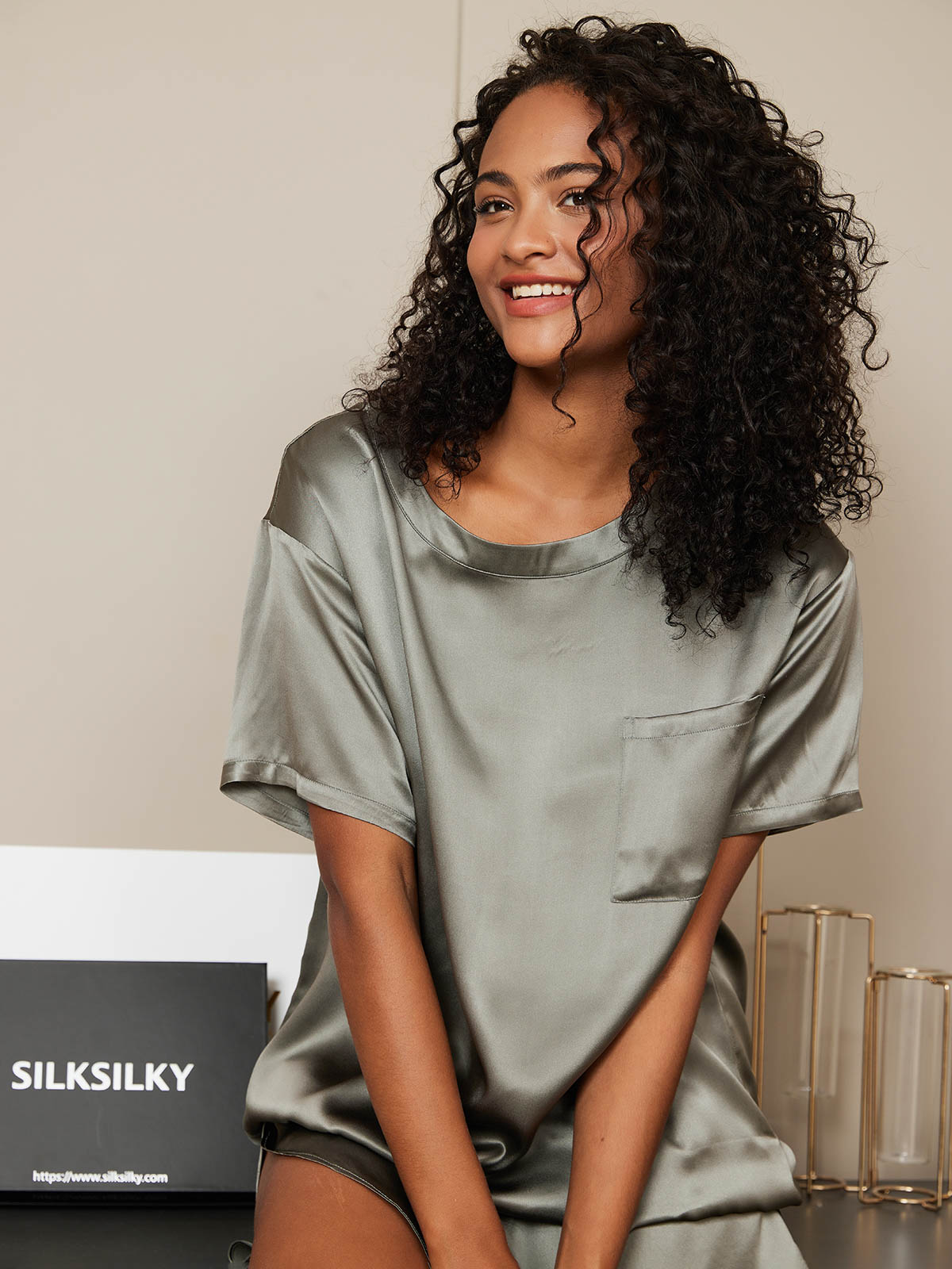 [أخضر رمادي] SilkSilky-SA الحرير الخالص رقبة مستديرة طقم بيجامة نسائي 005