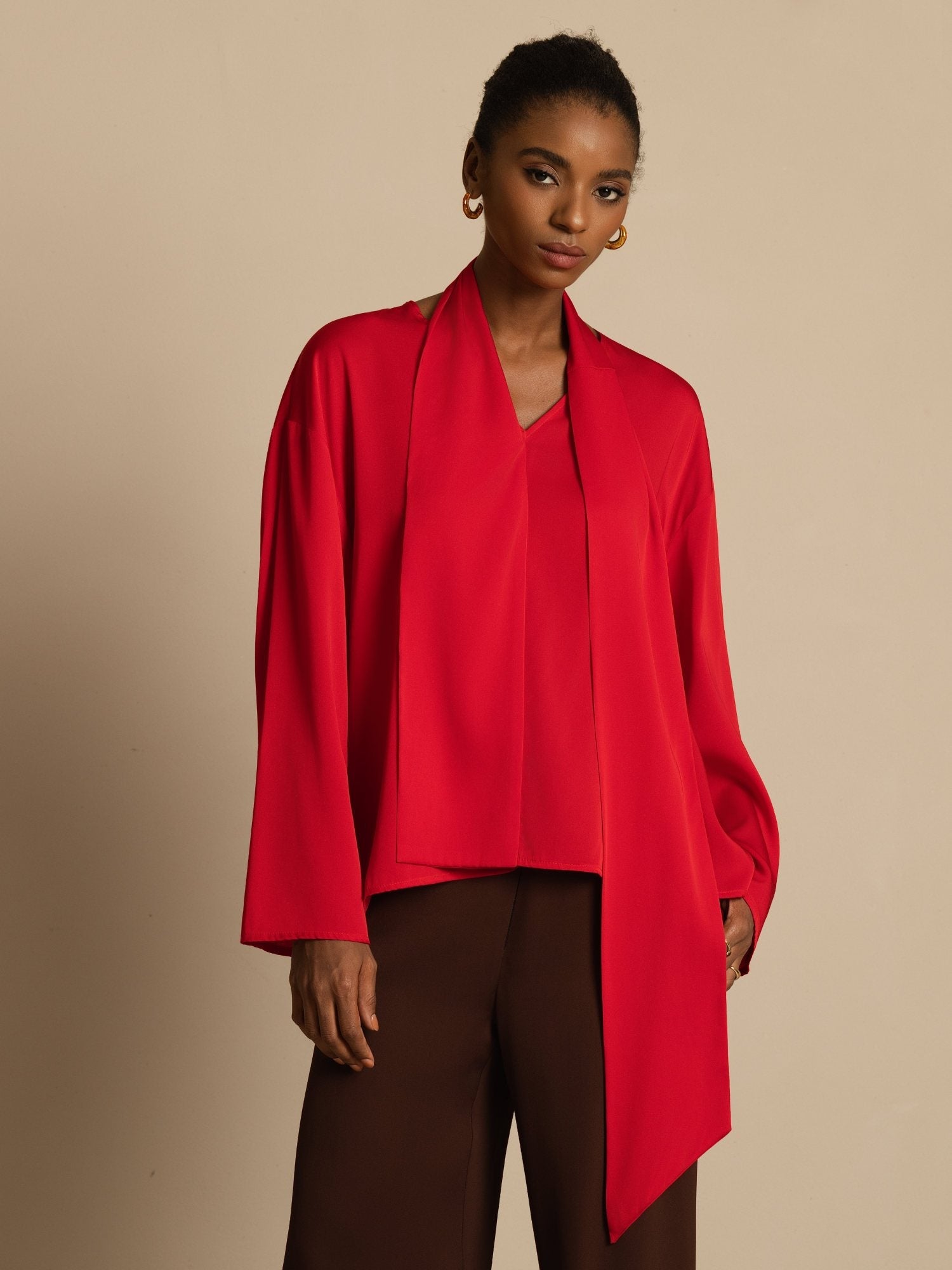 [خمر] SilkSilky-SA 19Momme الحرير الأكمام الطويلة رقبة على شكل حرف V بلوزة 004