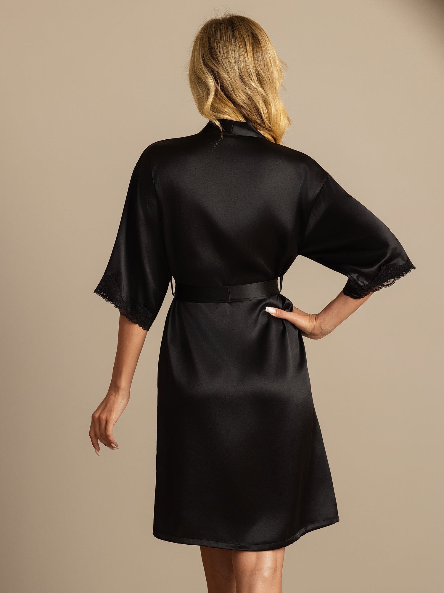 [أسود] SilkSilky-SA الحرير الخالص Womens Robe 002