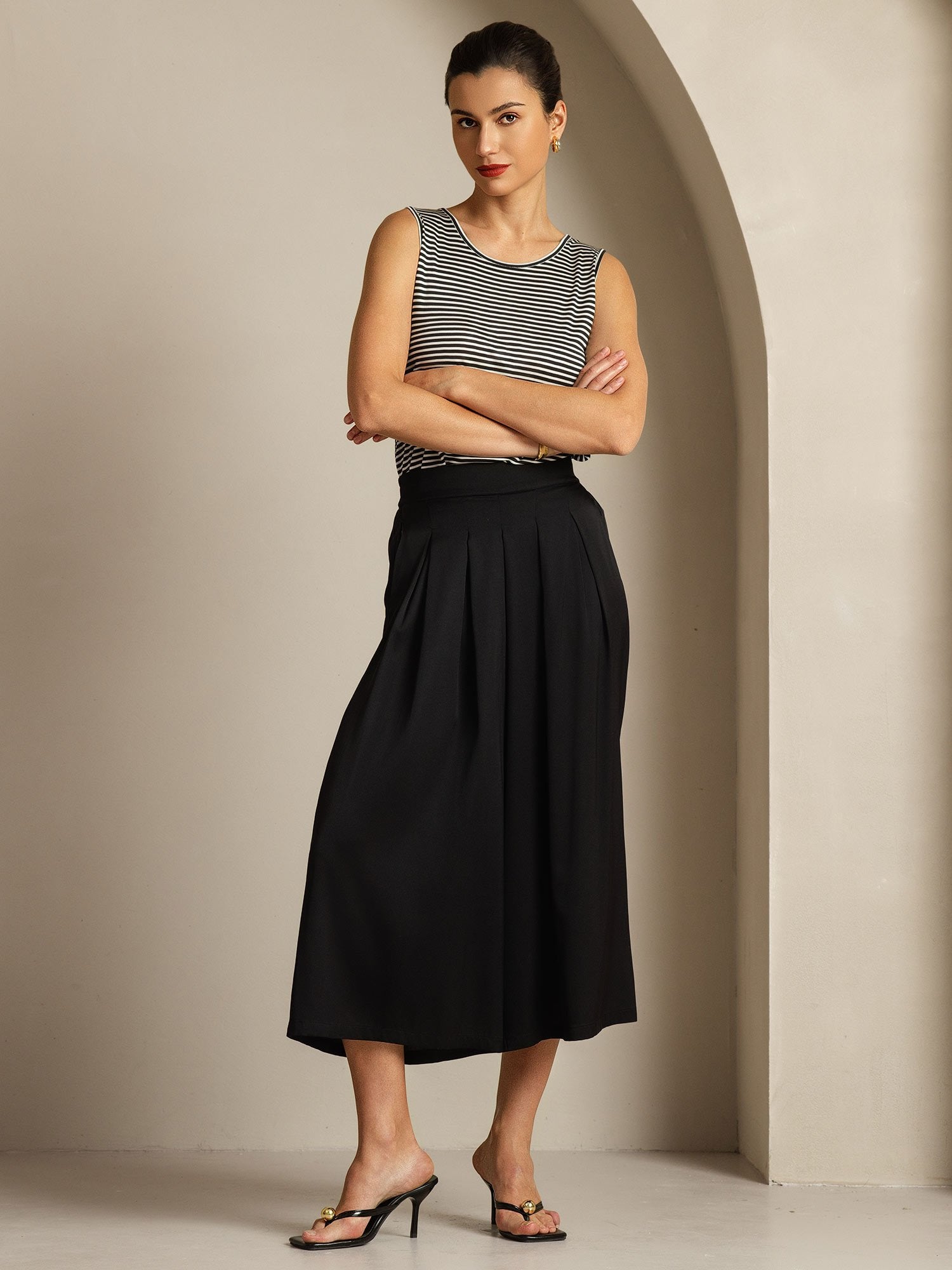 [شريط أبيض] SilkSilky-SA Pure Silk بدون أكمام رقبة مستديرة كامي 007