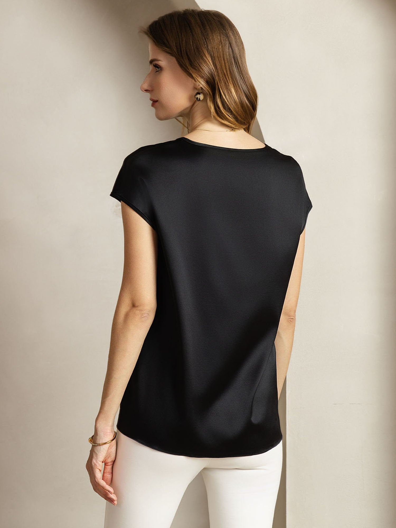 [أسود] SilkSilky-SA 19Momme الحرير Halter Neck تي شيرت نسائية 002