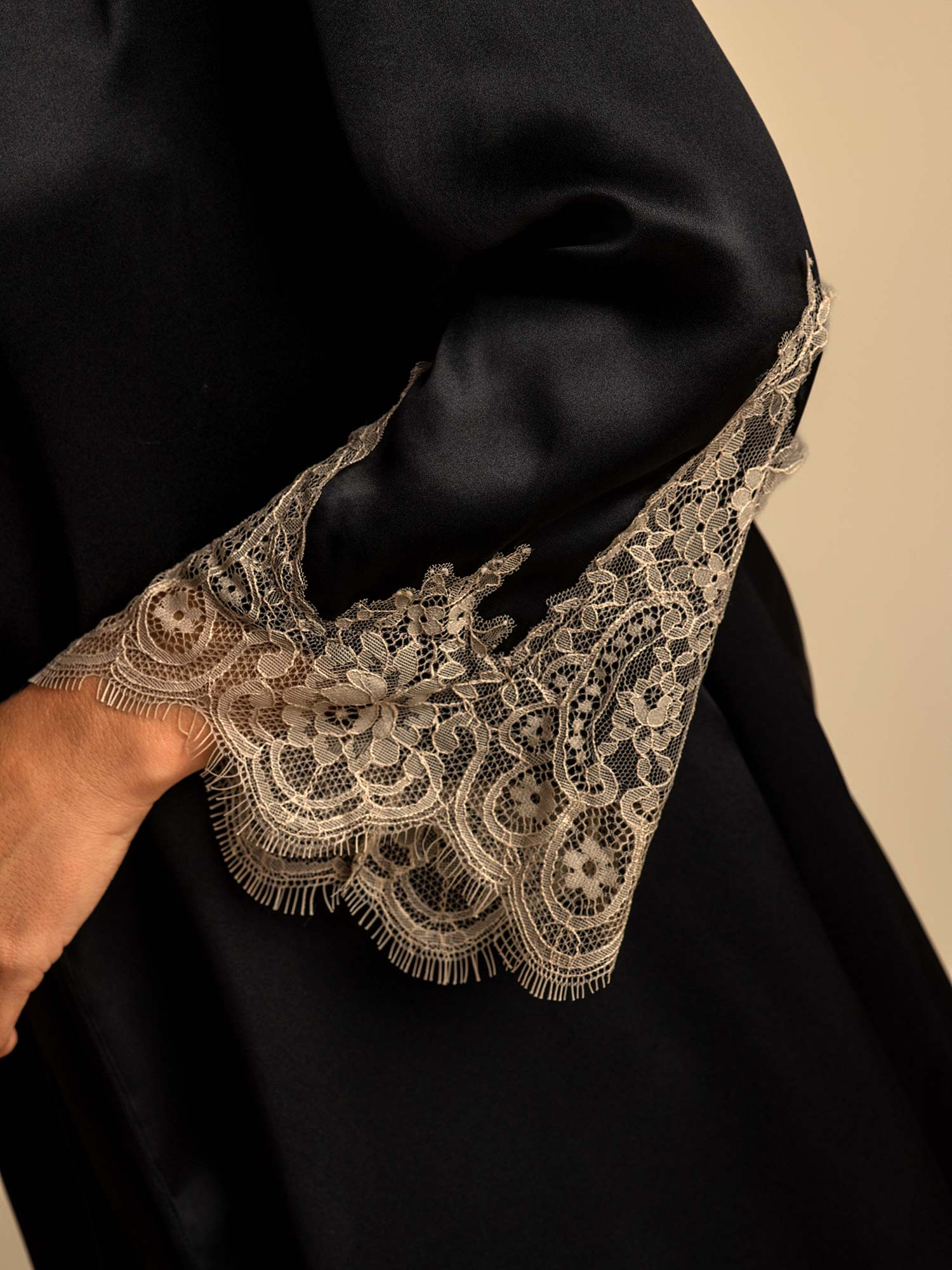 [أسود] SilkSilky-SA الحرير الخالص Nightgown&Robe Set 004,