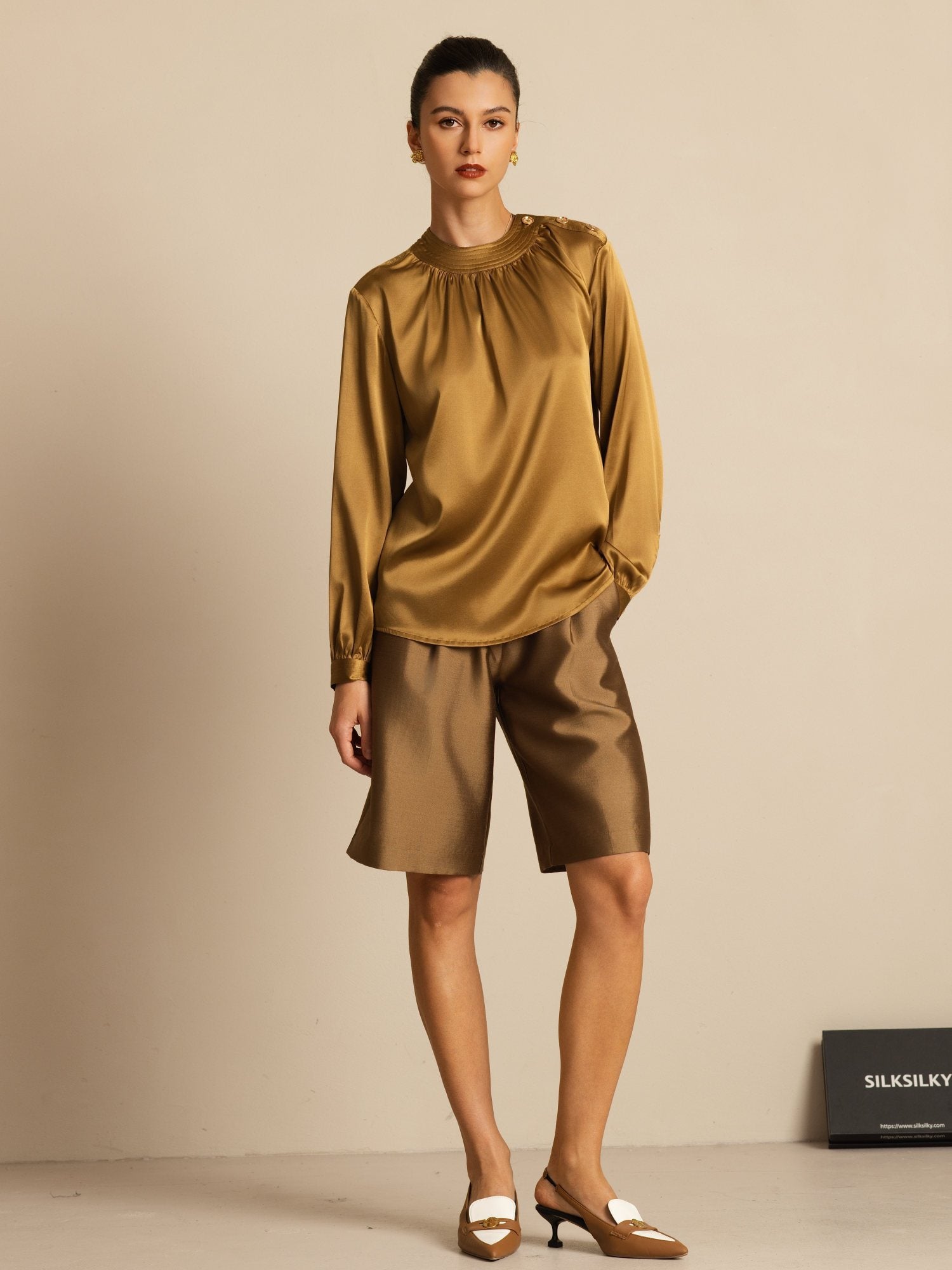 [برونزي] SilkSilky-SA 19Momme الحرير الأكمام الطويلة رقبة مستديرة بلوزة 006